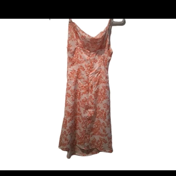 URBAN OUTFITERS Elegant  Floral Dress in White and Orange - Picture 3 of 9